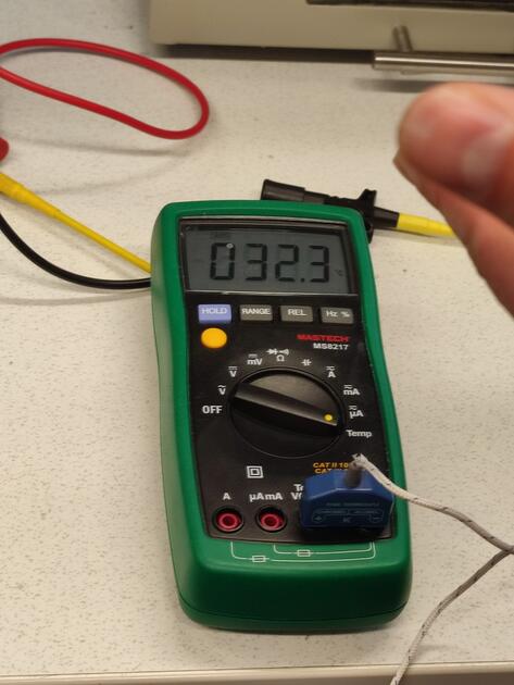 Checking temperature on multimeter